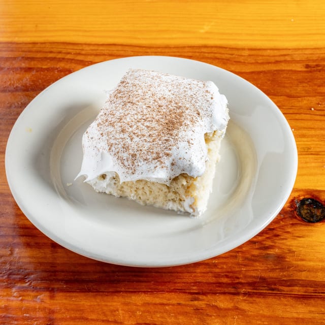 Pastel 3 Leches.